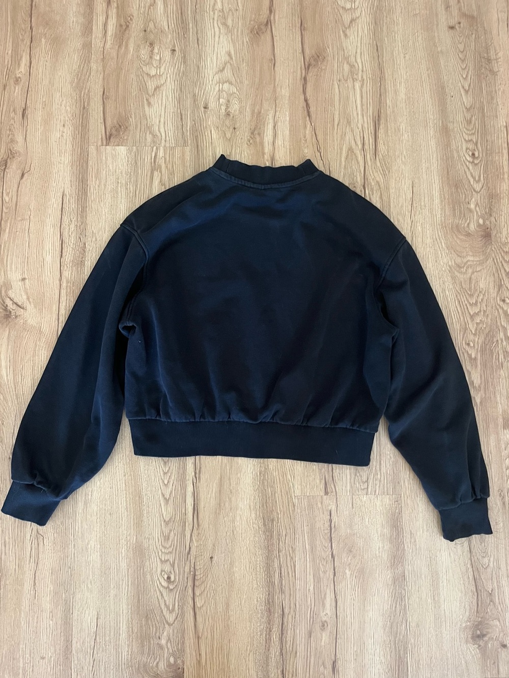 Weekday Black Cropped Oversized Sweatshirt XS Balloon Sleeve